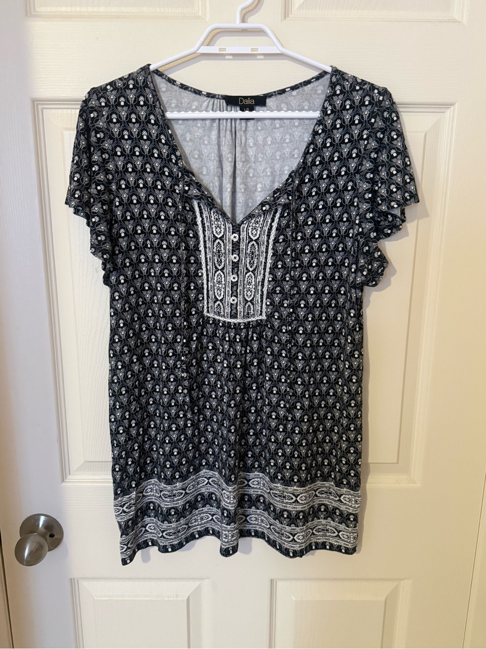 Dalia Black & White Printed V-Neck Tunic